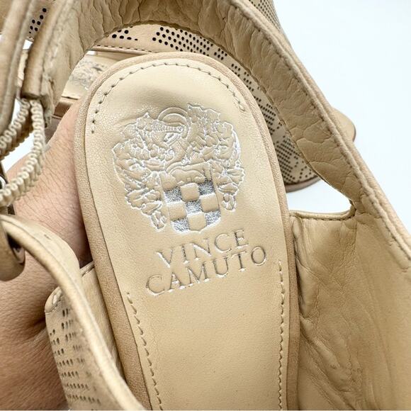 Vince Camuto Nattey 2 Perforated Leather Slit Peep Toe Heels Tan Size 8.5 - Picture 9 of 13